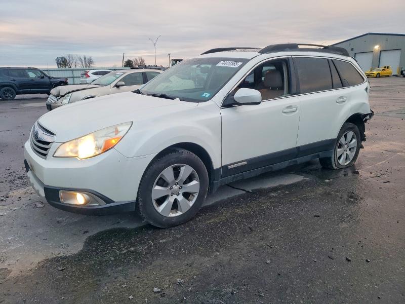 Auction sale of the 2010 Subaru Outback, vin: 4S4BRCKC9A3334689, lot number: 74444365
