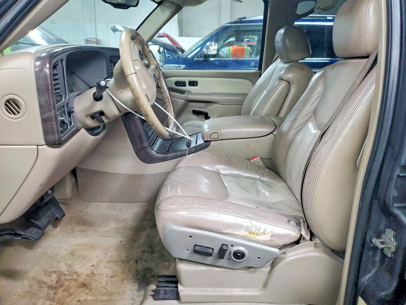 2004 Gmc Yukon Xl მანქანა იყიდება აუქციონზე, vin: 1GKFK66U84J189101, აუქციონის ნომერი: 99923635
