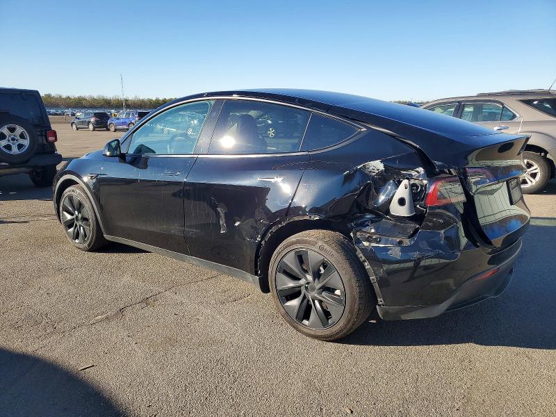 2025 Tesla Model Y მანქანა იყიდება აუქციონზე, vin: 7SAYGDEE7SF306484, აუქციონის ნომერი: 99900975