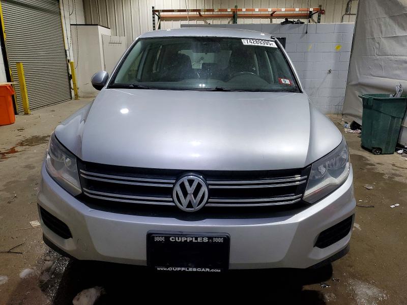 Продажа на аукционе авто 2013 Volkswagen Tiguan, vin: WVGBV7AX2DW548711, номер лота: 74289395