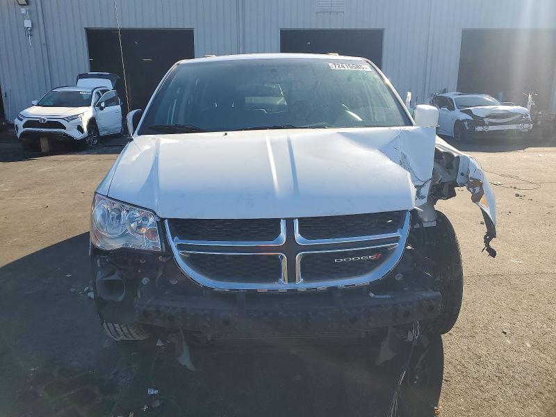 72415585 :رقم المزاد ، 2C4RDGCG7JR215993 vin ، 2018 Dodge Grand Caravan مزاد بيع