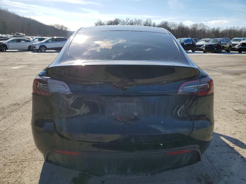 2024 Tesla Y მანქანა იყიდება აუქციონზე, vin: 7SAYGDEF7RA264611, აუქციონის ნომერი: 72651595