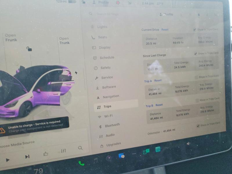 Продажа на аукционе авто 2023 Tesla Model 3, vin: 5YJ3E1EA8PF506810, номер лота: 98483065