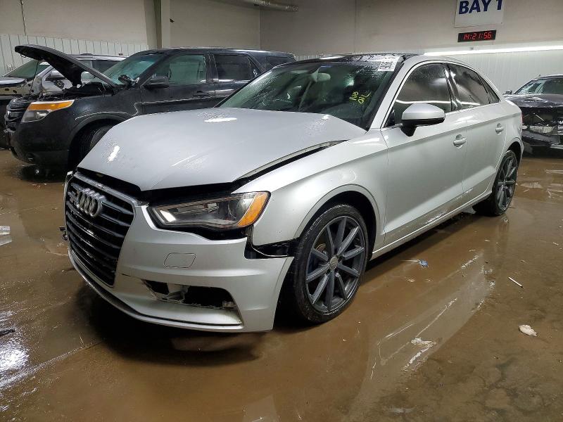 Продажа на аукционе авто 2015 Audi A3, vin: WAUBFGFFXF1002155, номер лота: 98867515