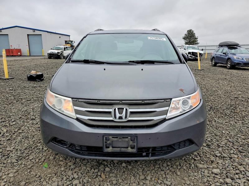 74158305 :رقم المزاد ، 5FNRL5H64BB068746 vin ، 2011 Honda Odyssey مزاد بيع