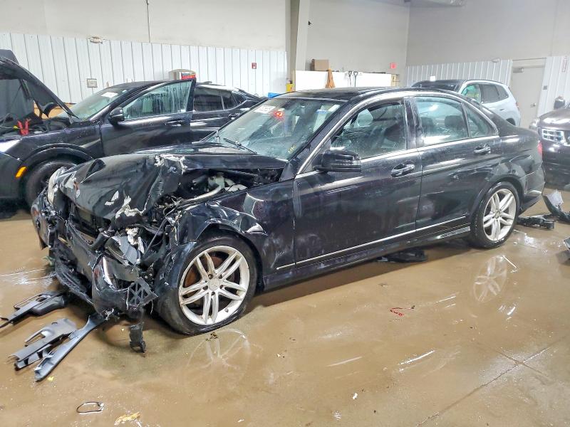 Aukcja sprzedaży 2012 Mercedes-benz C, vin: WDDGF8BB4CR202842, numer aukcji: 97828835
