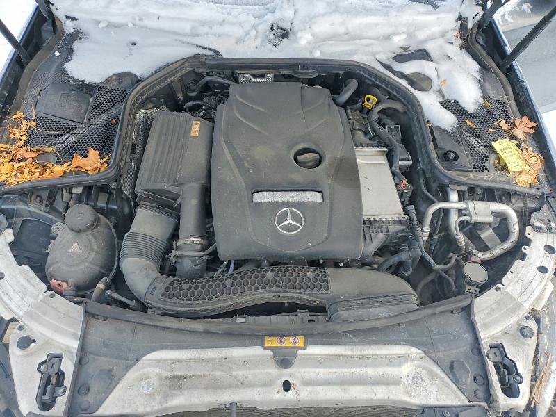 73642595 :رقم المزاد ، 55SWF4KBXHU226640 vin ، 2017 Mercedes-benz C مزاد بيع