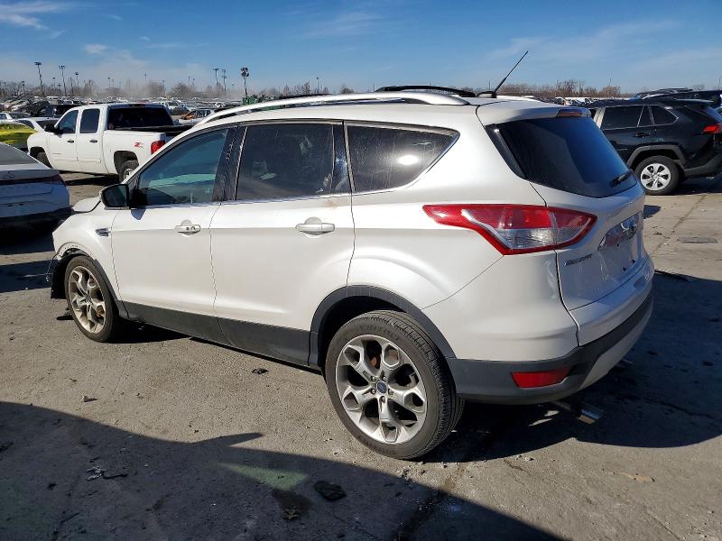 99330735 :رقم المزاد ، 1FMCU0J95EUD43865 vin ، 2014 Ford Escape Tit مزاد بيع
