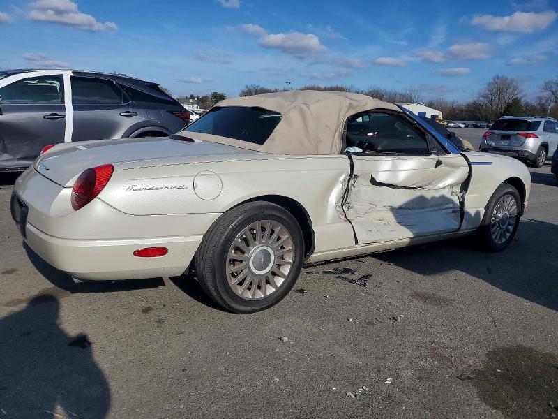 72202545 :رقم المزاد ، 1FAHP69A95Y108371 vin ، 2005 Ford Thunderbird مزاد بيع