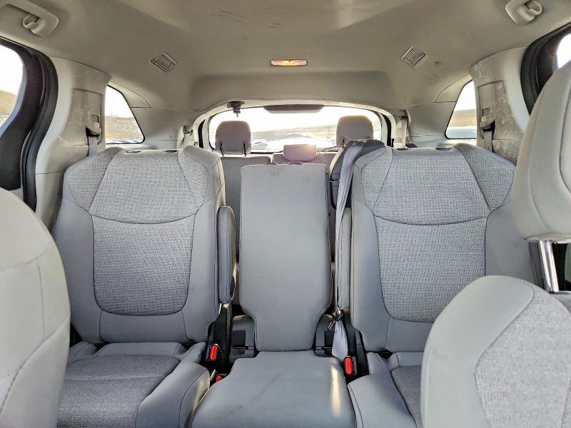75058725 :رقم المزاد ، 5TDKSKFC1RS112848 vin ، 2024 Toyota Sienna مزاد بيع