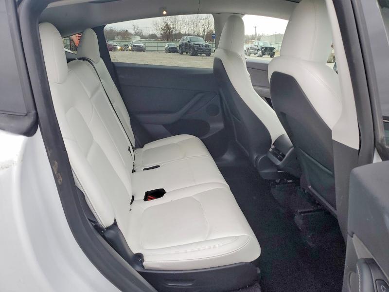 Продаж на аукціоні авто 2024 Tesla Model Y, vin: 7SAYGAEE4RF166130, номер лоту: 72755855