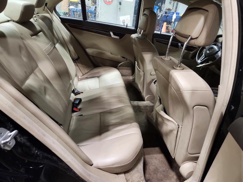 Продаж на аукціоні авто 2013 Mercedes-benz C, vin: WDDGF8AB9DA825374, номер лоту: 72997935