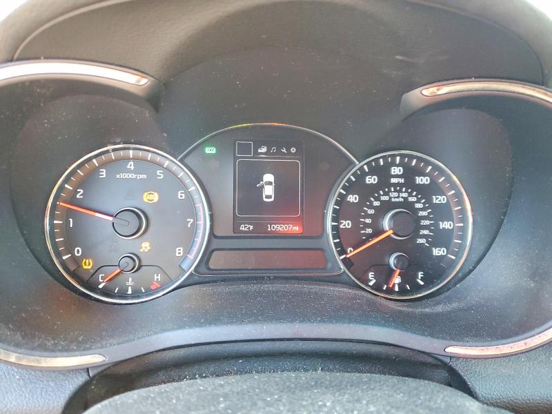2017 Kia Forte მანქანა იყიდება აუქციონზე, vin: 3KPFL4A74HE033154, აუქციონის ნომერი: 73646275