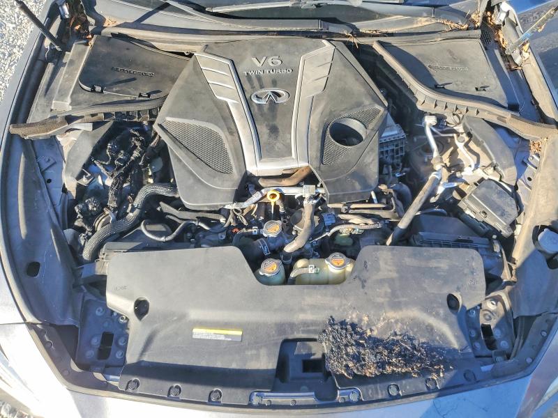 98574895 :رقم المزاد ، JN1EV7AP0JM360717 vin ، 2018 Infiniti Q50 Luxe مزاد بيع
