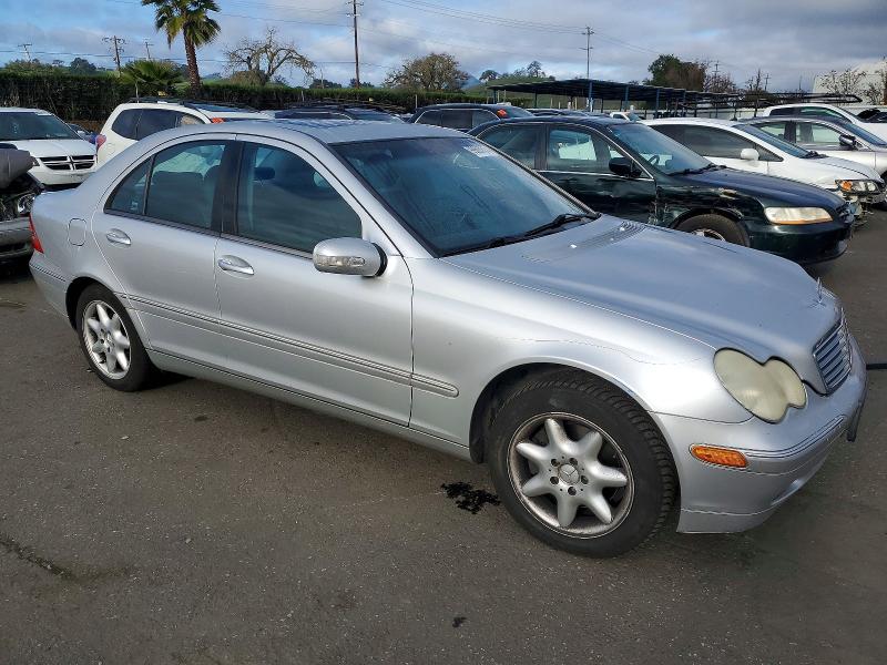 2001 Mercedes-benz C 320 მანქანა იყიდება აუქციონზე, vin: WDBRF64JX1F094414, აუქციონის ნომერი: 99893925