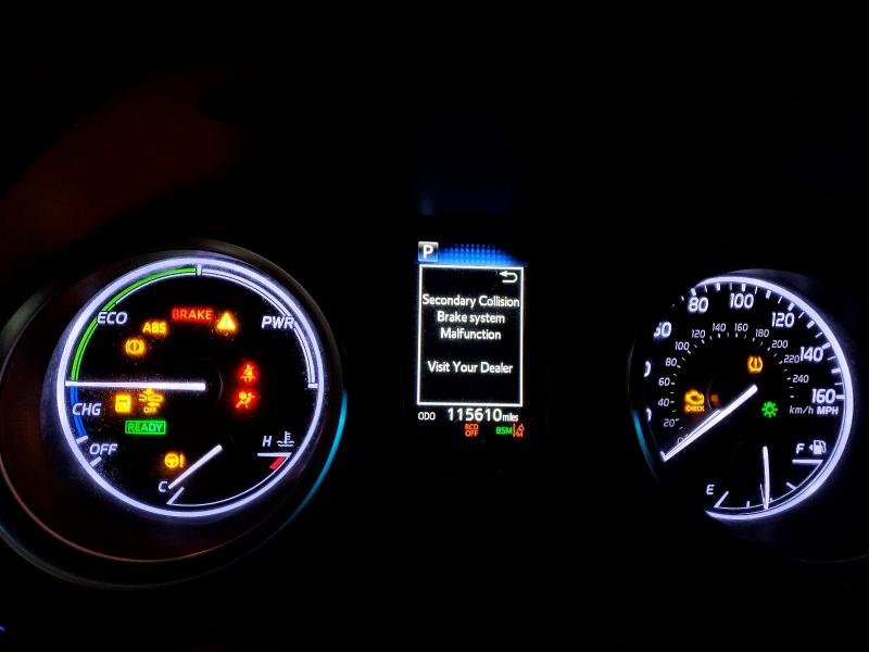 Auction sale of the 2021 Toyota Camry Hybrid, vin: 4T1C31AK5MU557586, lot number: 99110235