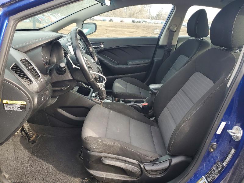 2017 Kia Forte მანქანა იყიდება აუქციონზე, vin: 3KPFL4A75HE111425, აუქციონის ნომერი: 99104325