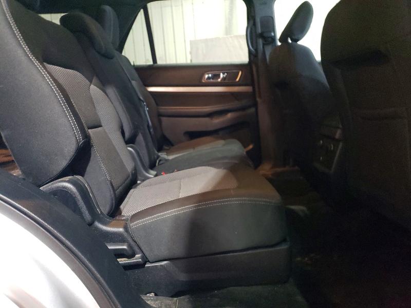 74218945 :رقم المزاد ، 1FM5K8D89JGC15816 vin ، 2018 Ford Explorer X مزاد بيع