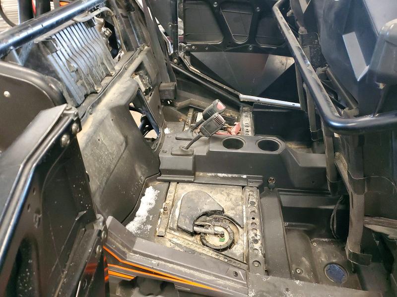 74355215 :رقم المزاد ، 3NSVFE993FF427152 vin ، 2015 Pola Rzr 1000xp مزاد بيع
