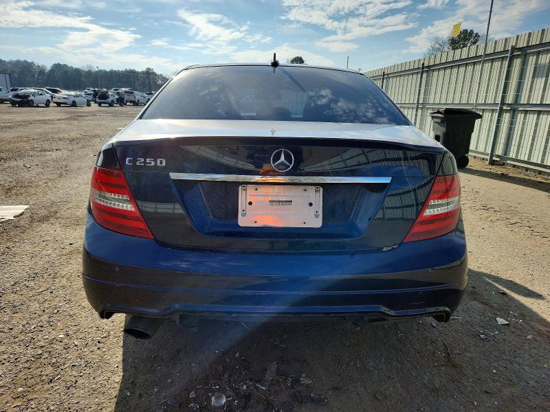 Продаж на аукціоні авто 2013 Mercedes-benz C, vin: WDDGF4HB8DA793354, номер лоту: 99667525