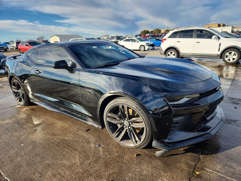 72586755 :رقم المزاد ، 1G1FH1R78H0160222 vin ، 2017 Chevrolet Camaro مزاد بيع