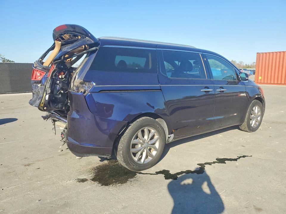75729755 :رقم المزاد ، KNDMC5C17M6666785 vin ، 2021 Kia Sedona مزاد بيع