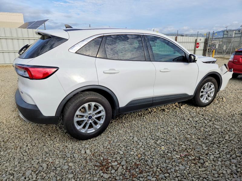 97854325 :رقم المزاد ، 1FMCU0BZ0MUA39131 vin ، 2021 Ford Escape مزاد بيع