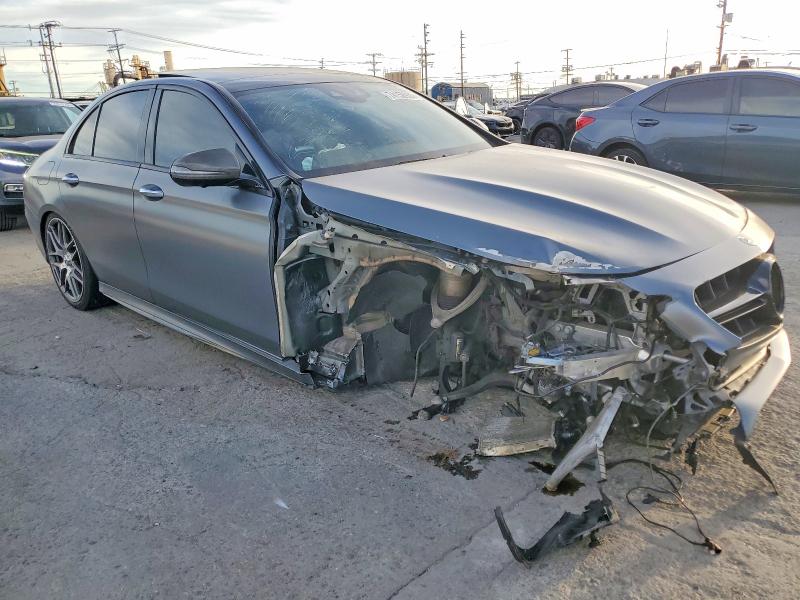 Продажа на аукционе авто 2019 Mercedes-benz E, vin: WDDZF8KB7KA572379, номер лота: 74150935