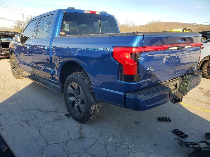 98342215 :رقم المزاد ، 1FT6W1EV4NWG00916 vin ، 2022 Ford F150 مزاد بيع