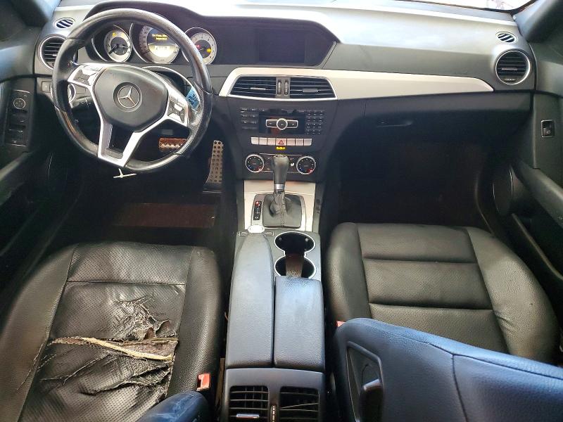 2012 Mercedes-benz C მანქანა იყიდება აუქციონზე, vin: WDDGF4HB4CR233105, აუქციონის ნომერი: 98772595