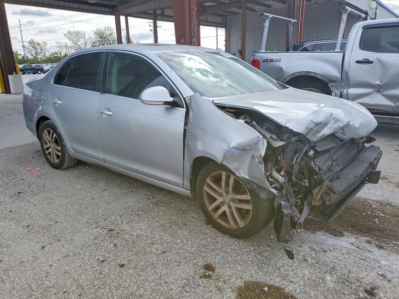 96489915 :رقم المزاد ، 3VWDT71KX6M782148 vin ، 2006 Volkswagen Jetta مزاد بيع