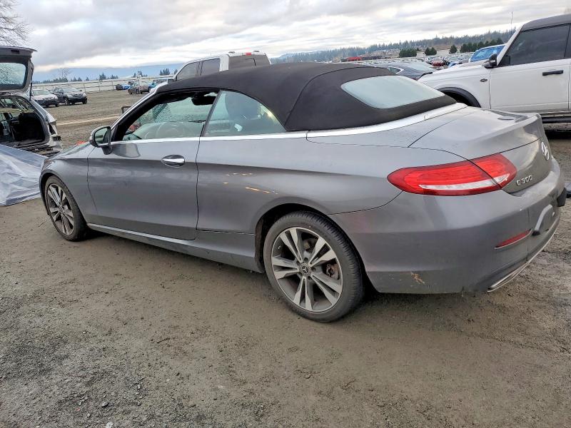 73323085 :رقم المزاد ، WDDWK4KB5HF505136 vin ، 2017 Mercedes-benz C مزاد بيع