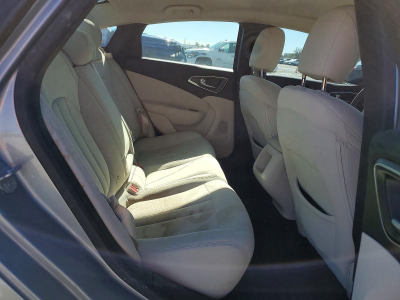 73281455 :رقم المزاد ، 1C3CCCAB9GN165326 vin ، 2016 Chrysler 200 مزاد بيع