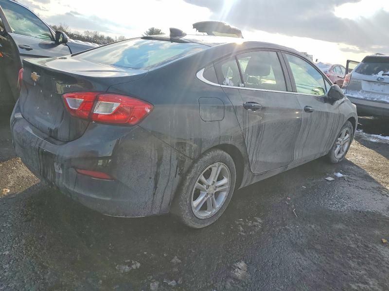 73722015 :رقم المزاد ، 1G1BE5SM2J7237372 vin ، 2018 Chevrolet Cruze Lt مزاد بيع
