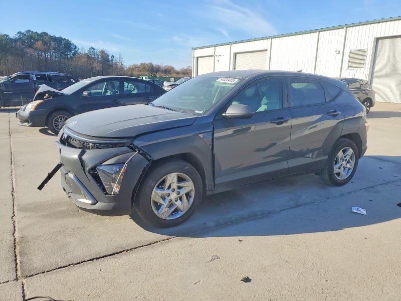 98220405 :رقم المزاد ، KM8HA3AB5SU331245 vin ، 2025 Hyundai Kona Se مزاد بيع