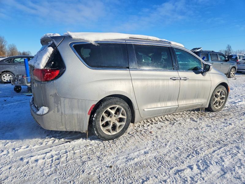 74547245 :رقم المزاد ، 2C4RC1EG2KR506285 vin ، 2019 Chrysler Pacifica مزاد بيع