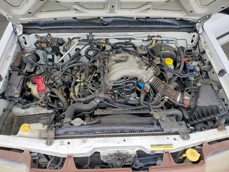 Продаж на аукціоні авто 2000 Nissan Xterra, vin: 5N1ED28Y9YC534619, номер лоту: 74347005