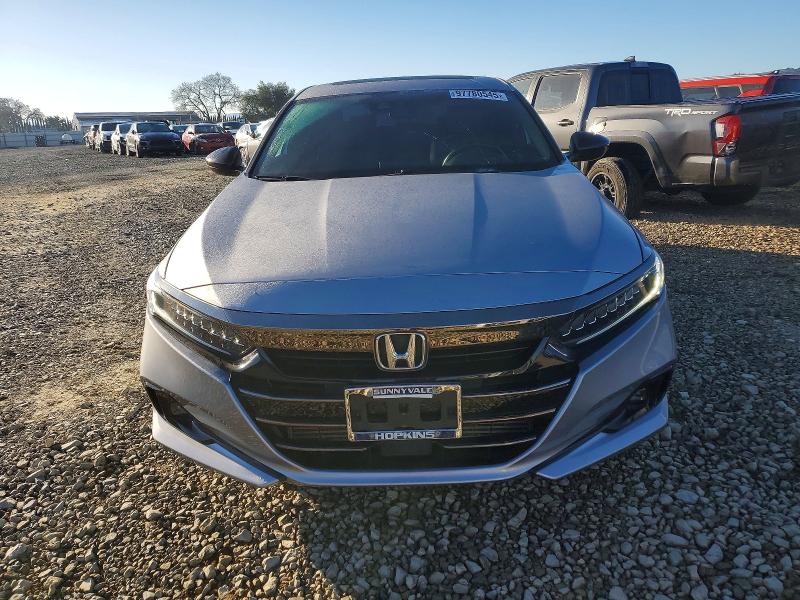 2022 Honda Accord მანქანა იყიდება აუქციონზე, vin: 1HGCV2F39NA004529, აუქციონის ნომერი: 97780545