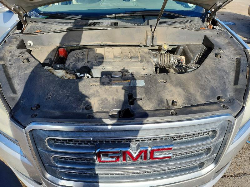73924935 :رقم المزاد ، 1GKKRRKD9FJ360118 vin ، 2015 Gmc Acadia مزاد بيع