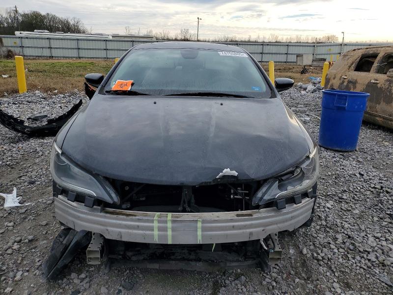 74765805 :رقم المزاد ، 1C3CCCAG0GN145591 vin ، 2016 Chrysler 200 مزاد بيع