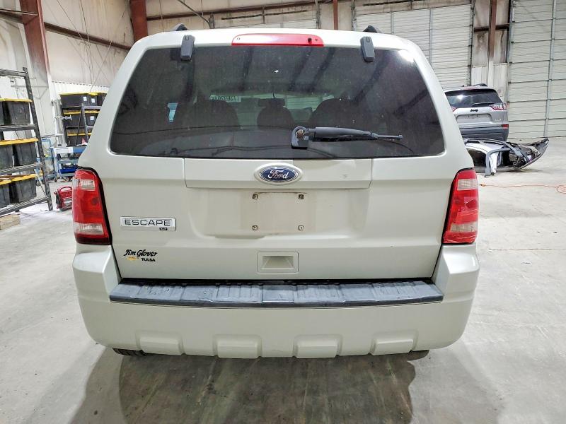 2008 Ford Escape მანქანა იყიდება აუქციონზე, vin: 1FMCU03128KE62044, აუქციონის ნომერი: 73692045