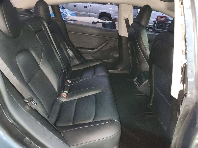 Продажа на аукционе авто 2018 Tesla Model 3, vin: 5YJ3E1EB4JF128548, номер лота: 73821055