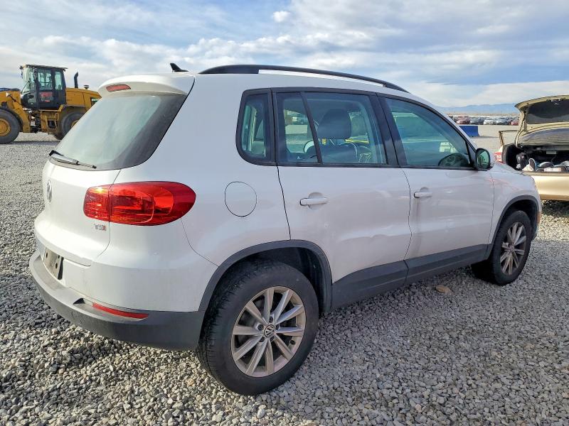 98932885 :رقم المزاد ، WVGAV7AXXHK049180 vin ، 2017 Volkswagen Tiguan S مزاد بيع