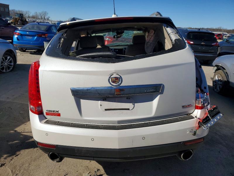 73181375 :رقم المزاد ، 3GYFNBE30GS521582 vin ، 2016 Cadillac Srx مزاد بيع
