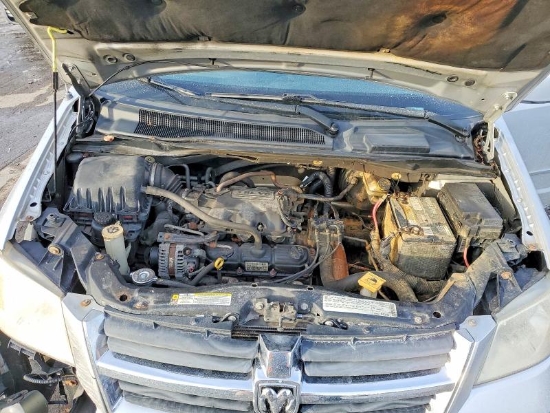 2010 Dodge Grand Caravan მანქანა იყიდება აუქციონზე, vin: 2D4RN5D1XAR200211, აუქციონის ნომერი: 74109265