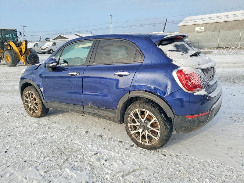 99676585 :رقم المزاد ، ZFBCFYCB8HP556179 vin ، 2017 Fiat 500x مزاد بيع