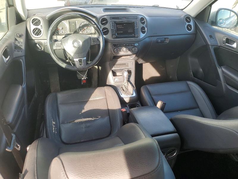 74465155 :رقم المزاد ، WVGAV7AX8HK036279 vin ، 2017 Volkswagen Tiguan مزاد بيع