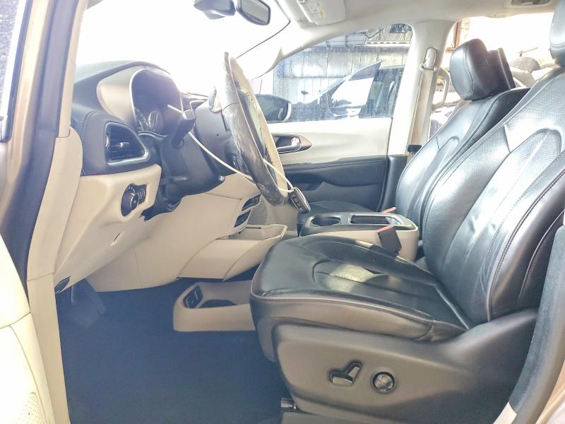 Продаж на аукціоні авто 2017 Chrysler Pacifica L, vin: 2C4RC1GG2HR727536, номер лоту: 72974235