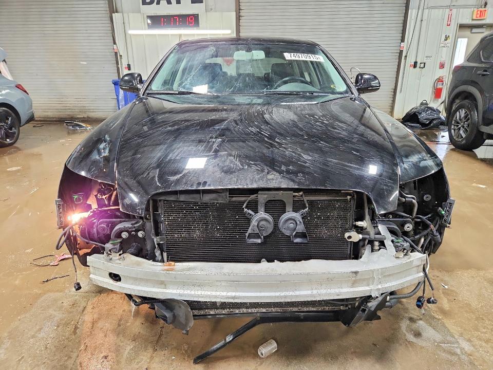 Продажа на аукционе авто 2011 Audi A6, vin: WAUKGAFB7BN017528, номер лота: 74970915