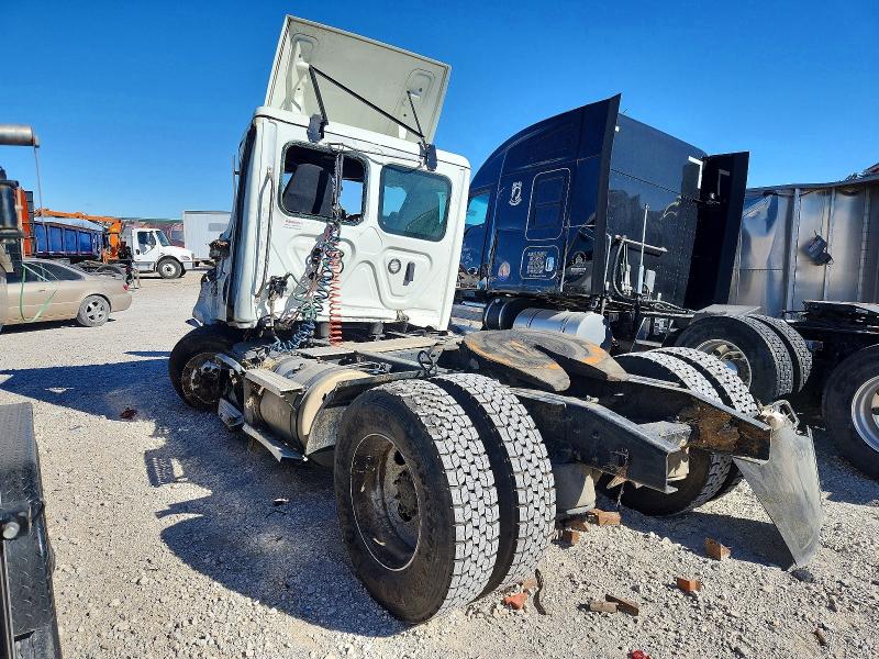 2022 Freightliner Cascadia მანქანა იყიდება აუქციონზე, vin: 3AKBHSDV5NSNP1652, აუქციონის ნომერი: 73049915
